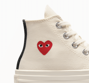 PLAY Comme des Garçons Single Heart Chuck 70